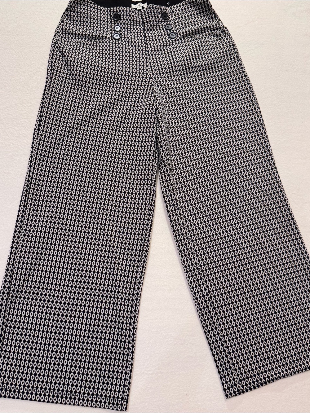 Max Studio Black & White Geometric Wide-Leg Pants